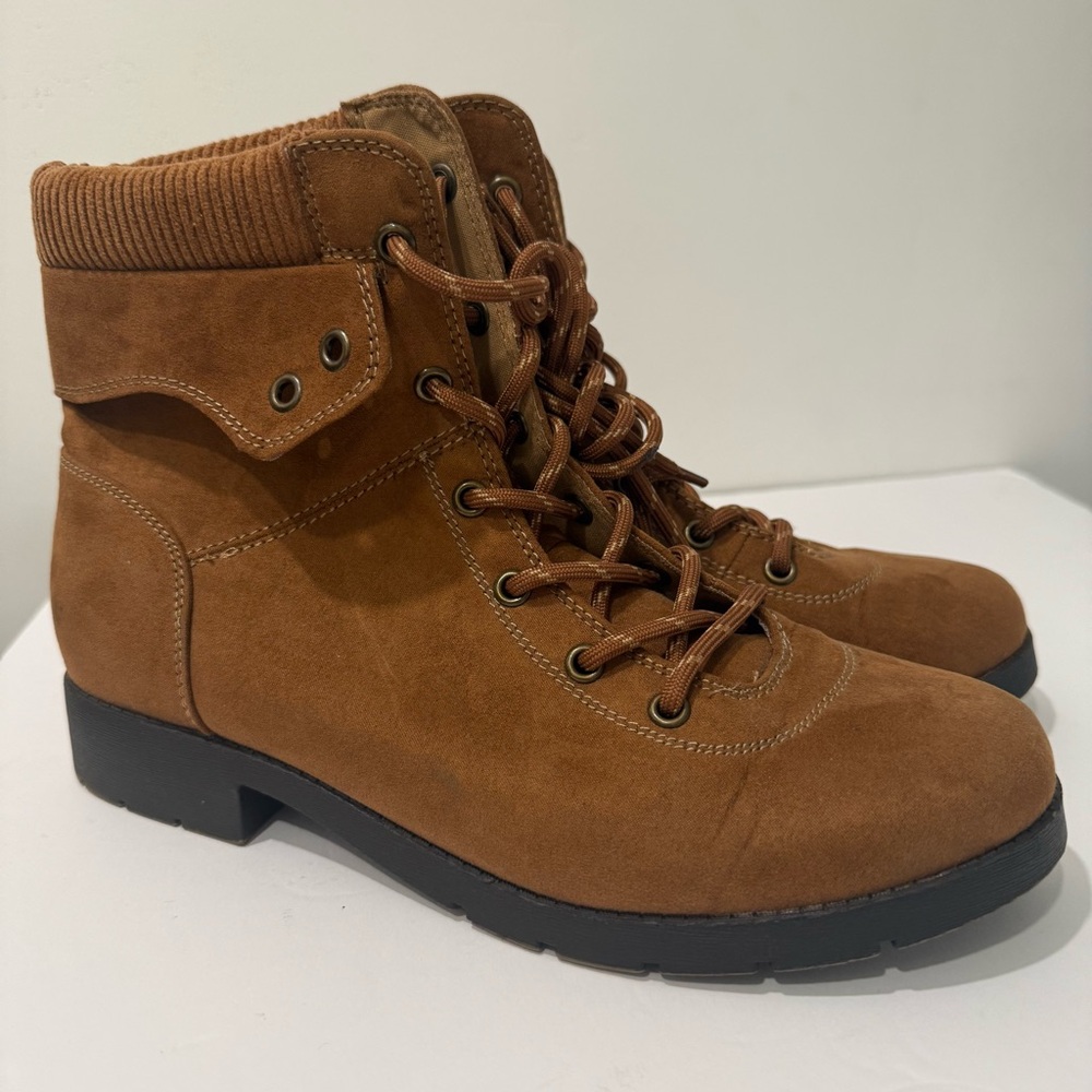 St John’s Bay Women’s Dark Tan Boots Memory Foam Sueded Fabric Lace-up Size 10